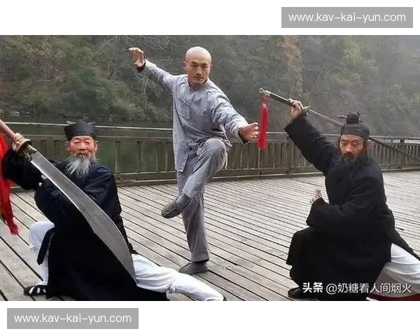 巅峰对决：一龙vs晓东，武林传奇的宿命之战